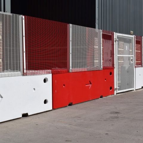 Multigate with MultFence